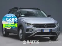 Usata VW T-Roc Life 116 CV (85 kW) 2025 Pyrit silver SUV