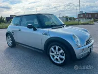 Usata Mini Cooper 88 CV (64 kW) 2006 Grigio Utilitaria
