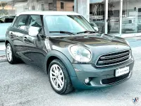 Usata Mini Cooper D Countryman Business 111 CV (81 kW) 2015 Grigio SUV