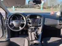 Usata Ford Focus 101 CV (74 kW) 2014 Grigio Berlina