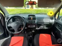 Usata Opel Agila 60 CV (44 kW) 2005 Grigio Monovolume