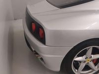 Usata Ferrari 360 400 CV (294 kW) 2004 Argento Coupé
