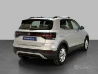 Usata VW T-Cross Life 95 CV (69 kW) 2024 Argento metallizzato SUV