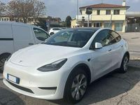 Usata Tesla Model Y RWD 88 kW (120 CV) 2024 Bianco SUV