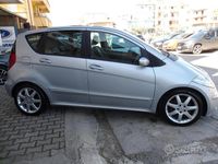 Usata Mercedes A200 Elegance 140 CV (102 kW) 2005 Rosso Berlina