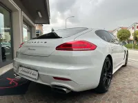 Usata Porsche Panamera 250 CV (183 kW) 2013 Bianco Berlina