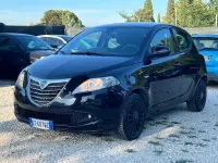 Usata Lancia Ypsilon 69 CV (50 kW) 2014 Nero Utilitaria