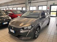 Usata Peugeot 208 Allure 101 CV (74 kW) 2023 Grigio Utilitaria