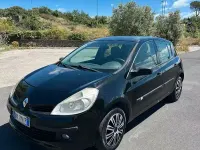 Usado Renault Clio II 85 CV (62 kW) 2007 Negro Utilitario