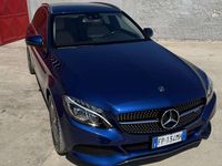 Usata Mercedes C300e 204 CV (150 kW) 2018 Blu/azzurro Station wagon