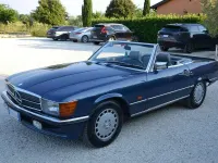 Usata Mercedes SL500 245 CV (180 kW) 1986 Blu/azzurro Cabrio