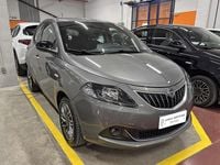 Usata Lancia Ypsilon Gold 69 CV (50 kW) 2023 Grigio Utilitaria