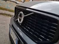 Usata Volvo XC40 R-Design 247 CV (181 kW) 2019 Grigio SUV