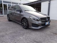 Usata Mercedes B200 Premium 136 CV (100 kW) 2017 Grigio Monovolume