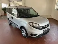 Usata Fiat Doblò 120 CV (88 kW) 2023 Grigio Monovolume