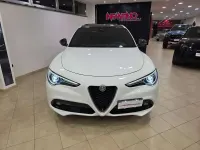 Usata Alfa Romeo Stelvio Estrema 209 CV (153 kW) 2022 Bianco SUV