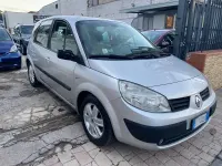 Usata Renault Scenic E-Tech Dynamique 130 CV (95 kW) 2006 Argento Monovolume