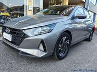 Usata Hyundai i20 84 CV (61 kW) 2022 Grigio chiaro Berlina