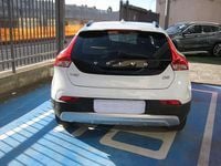 Usata Volvo V40 CC 120 CV (88 kW) 2018 Bianco ghiacciaio (614) Station wagon