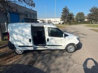 Usata Fiat Doblò S 120 CV (88 kW) 2021 Bianco Monovolume