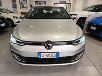 Usata VW Golf VIII Life 131 CV (96 kW) 2021 Grigio Berlina