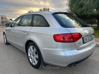 Usado Audi A4 170 CV (125 kW) 2010 Plateado Familiar