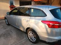 Usata Ford Focus 105 CV (77 kW) 2017 Grigio Station wagon