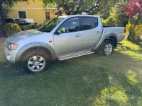 Usata Mitsubishi L200 136 CV (100 kW) 2006 Grigio Pick-up