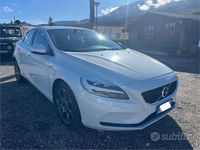 Usata Volvo V40 Business Edition 119 CV (87 kW) 2016 Bianco Berlina
