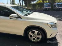 Usata Mercedes GLA180 109 CV (80 kW) 2017 Bianco SUV