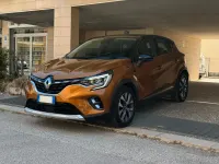 Usata Renault Captur Initiale Paris 92 CV (67 kW) 2020 Marrone SUV