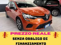 Usata Renault Clio V Equilibre 67 CV (49 kW) 2023 Orange valencia (metallizzato) Utilitaria
