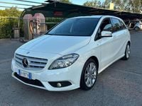 Usata Mercedes B200 Premium 136 CV (100 kW) 2013 Bianco Monovolume