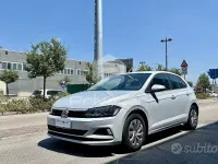 Usata VW Polo Comfortline 90 CV (66 kW) 2017 Grigio Utilitaria