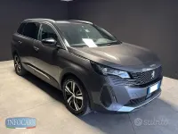 Usata Peugeot 5008 GTi 131 CV (96 kW) 2023 Grigio metallizzato SUV