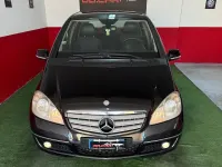 Usata Mercedes A180 Avantgarde 109 CV (80 kW) 2011 Nero Utilitaria