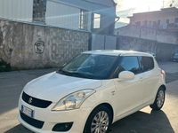 Usata Suzuki Swift 75 CV (55 kW) 2011 Bianco Utilitaria