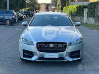 Usata Jaguar XF R-Sport 179 CV (131 kW) 2017 Grigio Berlina