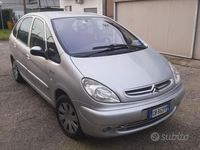 Usata Citroën Xsara Picasso 95 CV (69 kW) 2003 Grigio Monovolume