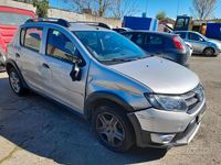 Usata Dacia Sandero Stepway 90 CV (66 kW) 2013 Grigio Berlina