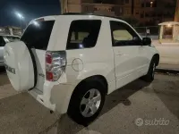 Usata Suzuki Vitara 106 CV (77 kW) 2011 SUV