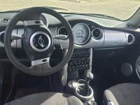 Begagnad Mini Cooper 2003 Brun Halvkombi