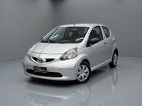 Usata Toyota Aygo Sol 68 CV (50 kW) 2008 Argento Utilitaria