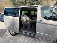 Begagnad Ford Tourneo Titanium 131 HK (96 kW) 2016 Beige Minibuss