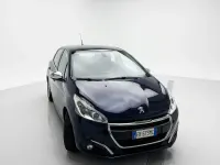 Usata Peugeot 208 82 CV (60 kW) 2018 Blu Utilitaria