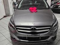 Usata Mercedes B180 Premium 109 CV (80 kW) 2017 Grigio Utilitaria