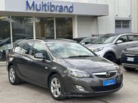 Usata Opel Astra Cosmo 160 CV (117 kW) 2011 Grigio Station wagon