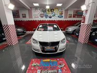 Usata VW Eos 140 CV (102 kW) 2009 Bianco Cabrio