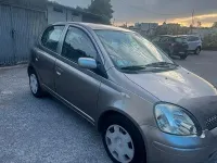 Usata Toyota Yaris 65 CV (47 kW) 2004 Berlina