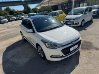 Brugt Hyundai i20 Comfort 75 HK (55 kW) 2016 Hvid Sedan